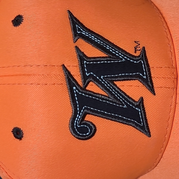 WINCHESTER GUNS EMBROIDERED ORANGE HUNTING HAT - Picture 2 of 13
